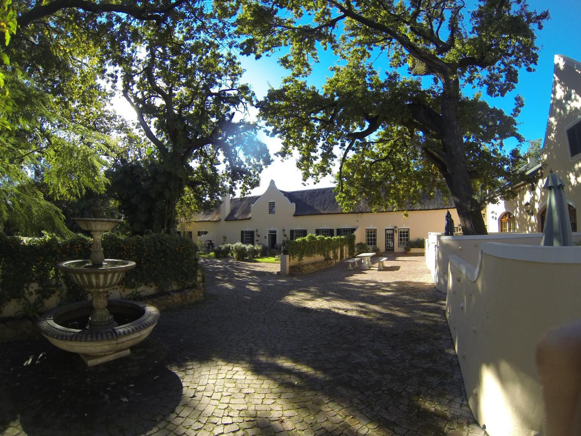 Hotel De Leeuwenhof Estate à Paarl Extérieur photo