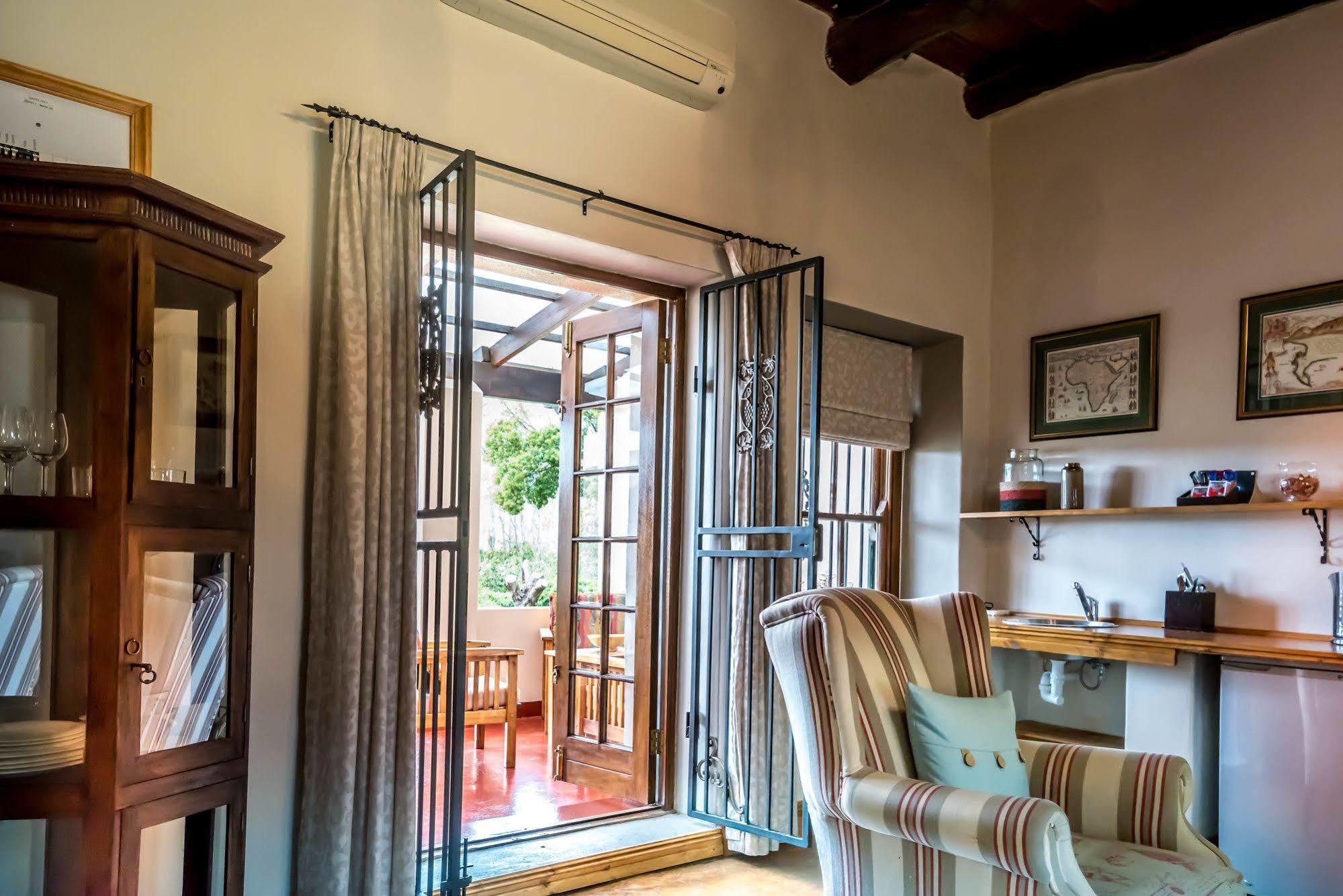 Hotel De Leeuwenhof Estate à Paarl Extérieur photo